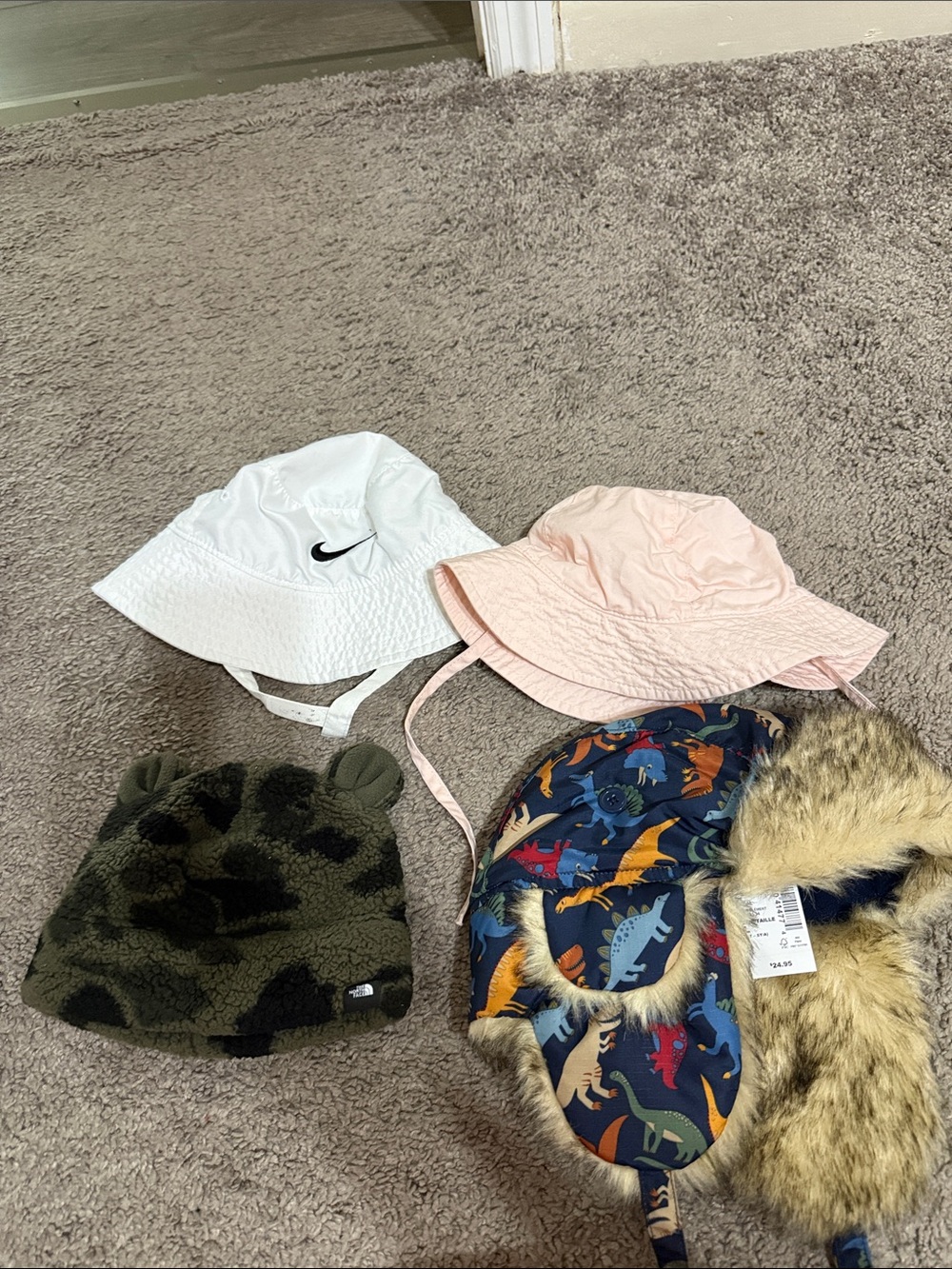 Nike Kids White Bucket Hat with Chin Strap